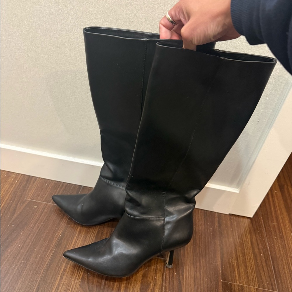 Black Leather Knee High Heeled Boots